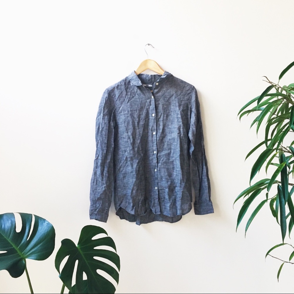 Uniqlo Grey Linen Button Down